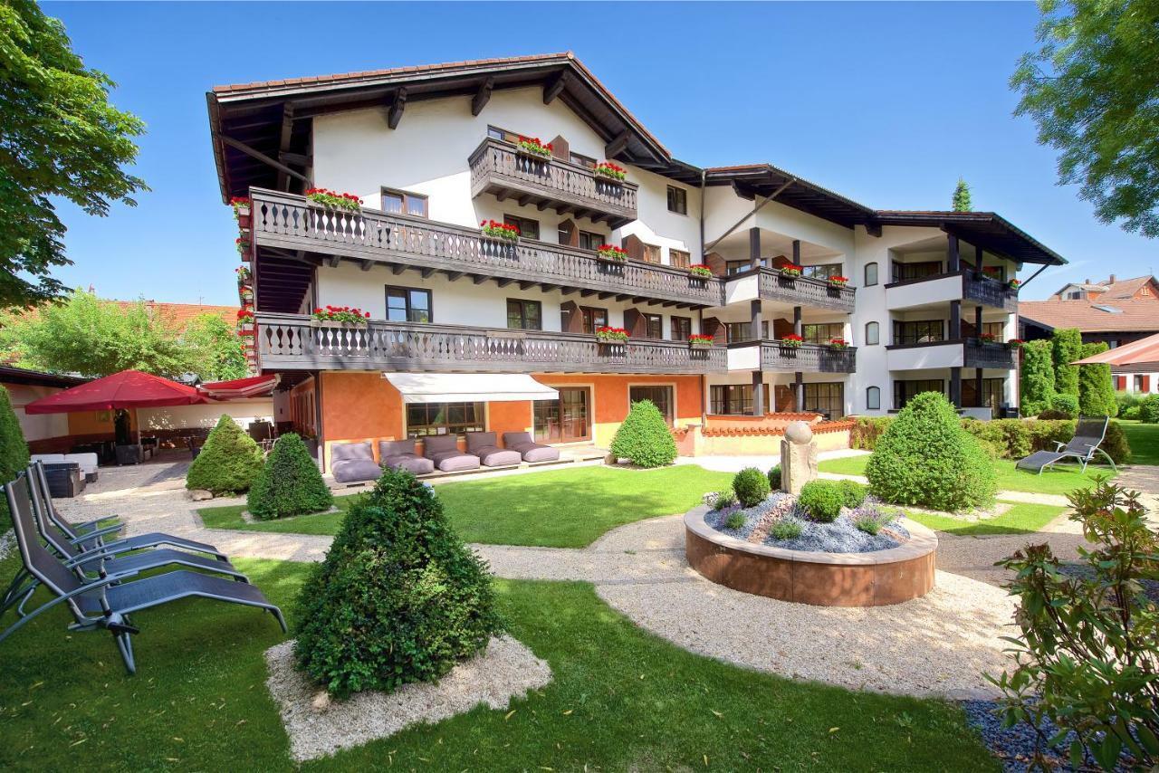 Hotel Hirsch Oberstaufen Ngoại thất bức ảnh